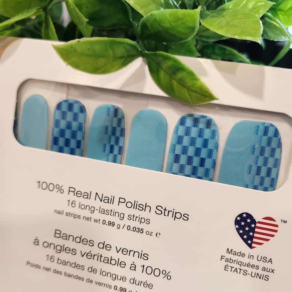 Color Street Blue Checked Press On Nail Design